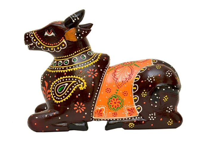 Wooden Nandi Figurines for Interior Design: Classic Beauty with a Contemporary Flare 3 wooden nandi sculpture