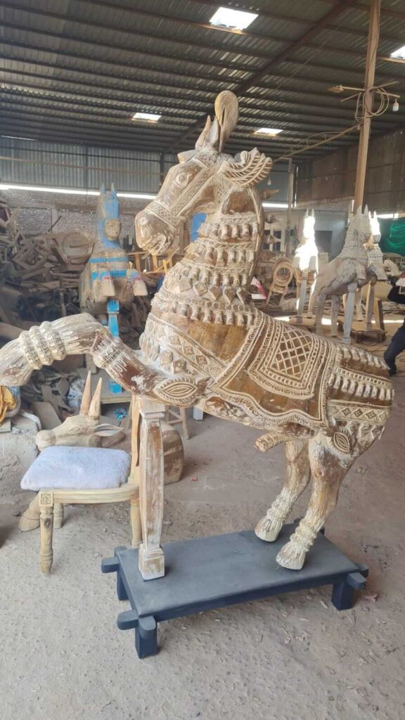 Handpainted Wooden Handicrafts for Traditional Home Decor 24 antique wooden horse statue 1